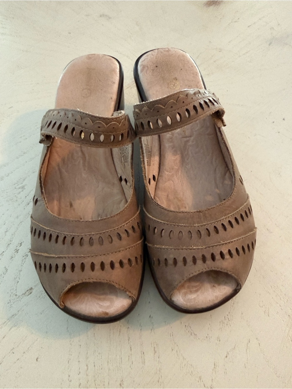 Jambu Leather Sport Wedge Peep Toe Sandals TOURING TOO Sz 9 Neutral Beige